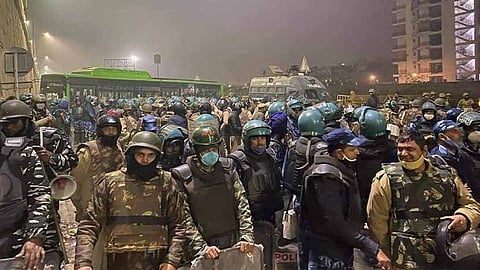 গাজীপুর সীমান্তে