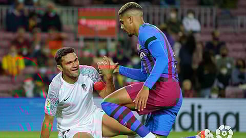 LaLiga: নিজেদের ঘরের মাঠে গ্রানাদার বিরুদ্ধে হোঁচট খেলো বার্সেলোনা