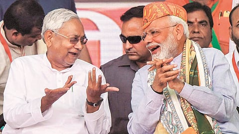 নীতিশ কুমার এবং নরেন্দ্র মোদী 