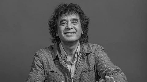 উস্তাদ জাকির হুসেন 