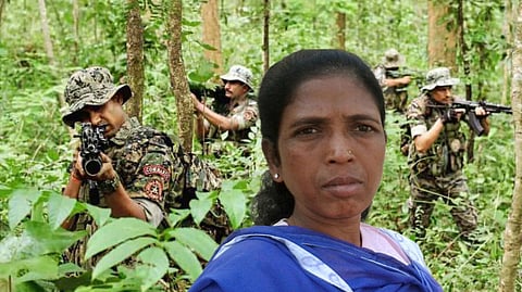 এনকাউন্টার নিয়ে প্রশ্ন তুলেছেন সোনি সোরি 