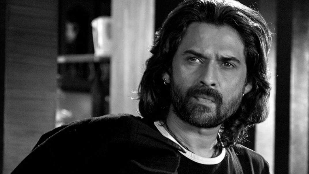 মুকুল দেব