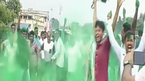 কালীগঞ্জে তৃণমূলের জয়োল্লাস