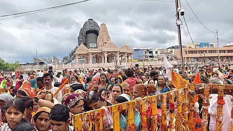 Madhya Pradesh: 'বিশ্বাস নিয়ে এসেছিলাম, ফিরে যাচ্ছি ভয় নিয়ে!' মধ্যপ্রদেশের মন্দিরে পদপিষ্ট হয়ে মৃত ৬