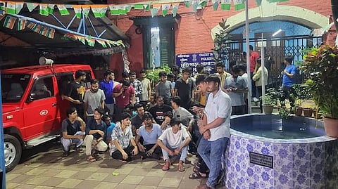 মুচিপাড়া থানা ঘেরাও শিক্ষার্থীদের