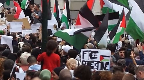 বেলজিয়ামে প্যালেস্তাইনকে মুক্ত করার দাবিতে বিক্ষোভ মিছিল 