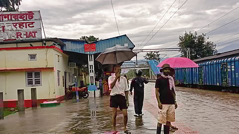জলে ডুবে বানারহাট স্টেশন
