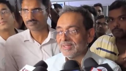 বুধবার সকালে সাংবাদিকদের মুখোমুখি কেন্দ্রীয় মন্ত্রী উপেন্দ্র কুশওয়াহা