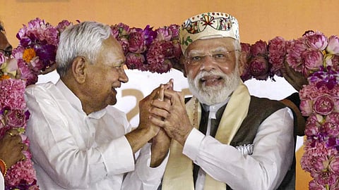 নীতিশ কুমার এবং নরেন্দ্র মোদী