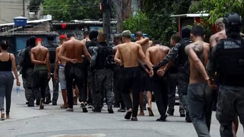 ব্রাজিলে মাদক পাচারকারীদের বিরুদ্ধে পুলিশি অভিযান