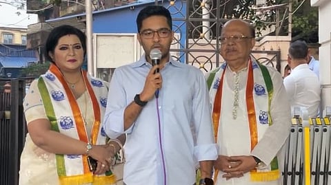 তৃণমূলে যোগ দেবার পর অভিষেক বন্দ্যোপাধ্যায়ের সঙ্গে শোভন ও বৈশাখী