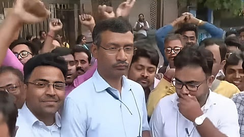 ৩২ হাজারের তালিকায় থাকা শিক্ষকরা