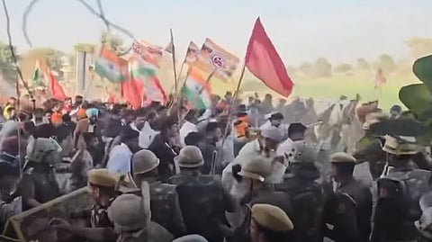 হনুমানগড়ের টিব্বিতে কৃষকদের বিক্ষোভ