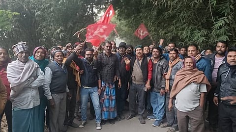 Kaliganj: খাতা খুলতেই পারেনি তৃণমূল, কালিগঞ্জে সমবায় সমিতির নির্বাচনে ৯ আসনেই জয়ী বাম প্রার্থীরা