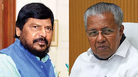 কেন্দ্রীয় মন্ত্রী রামদাস অঠাওয়ালে এবং পিনারাই বিজয়ন