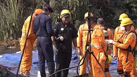 মেঘালয়ে চলছে উদ্ধারকাজ 