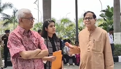 কমিশনের আধিকারিকদের সঙ্গে সাক্ষাতের পর সাংবাদিকদের মুখোমুখি বাম নেতৃত্ব