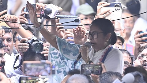 মঙ্গলবার ওয়াই চ্যানেলে মমতা বন্দ্যোপাধ্যায়  
