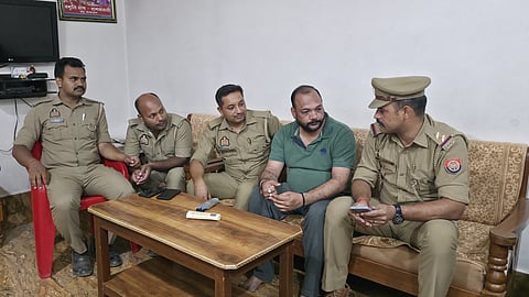 অযোধ্যায় গৃহবন্দী প্রদেশ কংগ্রেস সভাপতি অজয় রাই - অবিলম্বে মুক্তির দাবি জানালো কংগ্রেস