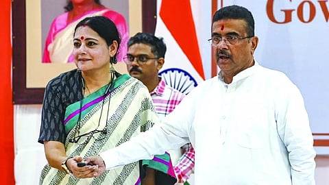 অন্নপূর্ণা যোজনার সূচনা অনুষ্ঠানে মুখ্যমন্ত্রী শুভেন্দু অধিকারী ও মন্ত্রী অগ্নিমিত্রা পাল