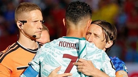 ম্যাচ শুরুর আগে রোনাল্ডো ও লুকা মড্রিচ