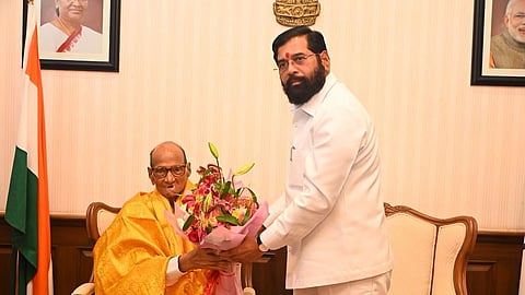 একনাথ শিন্ধের অফিসে বর্ষীয়ান এনসিপি নেতা শারদ পাওয়ার