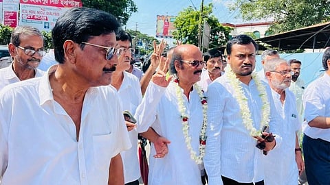 মনোনয়ন জমা দেবার দিন রবিউল আলম চৌধুরী