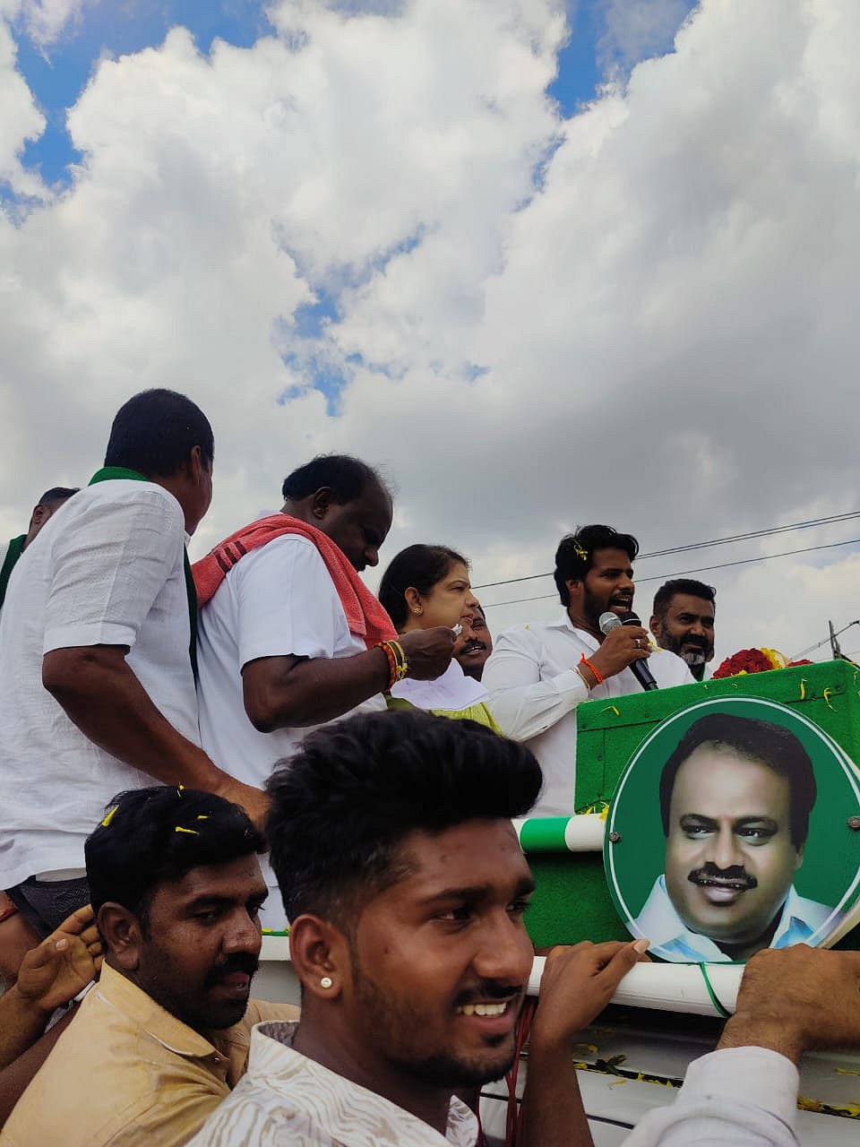 ನಾನು ಯಾವುದೇ ಬಂಡೆ ಗ್ರಾನೈಟ್ ಲೂಟಿ ಮಾಡಿ ಹಣ ಸಂಪಾದಿಸಿಲ್ಲ: ಮಾಜಿ ಸಿಎಂ ಕುಮಾರಸ್ವಾಮಿ