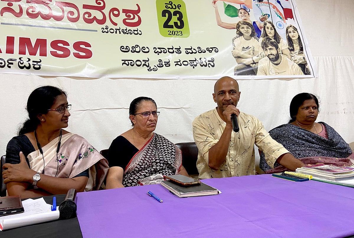 ಪದಕ ಗೆದ್ದಾಗ ಅಭಿನಂದಿಸುವ ಮೋದಿ ಇಂದು ಮೌನ: ನಟ ಕಿಶೋರ್‌