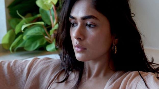 –ಮೃಣಾಲ್ ಠಾಕೂರ್ ಇನ್‌ಸ್ಟಾ