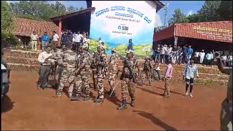 ವಿಧಾನಸಭೆ ಚುನಾವಣೆ | ಮತದಾರರ ಮೇಲೆ ಲಾಠಿ ಬೀಸಿದ ಸಿಆರ್‌ಪಿಎಫ್‌ ಸಿಬ್ಬಂದಿ