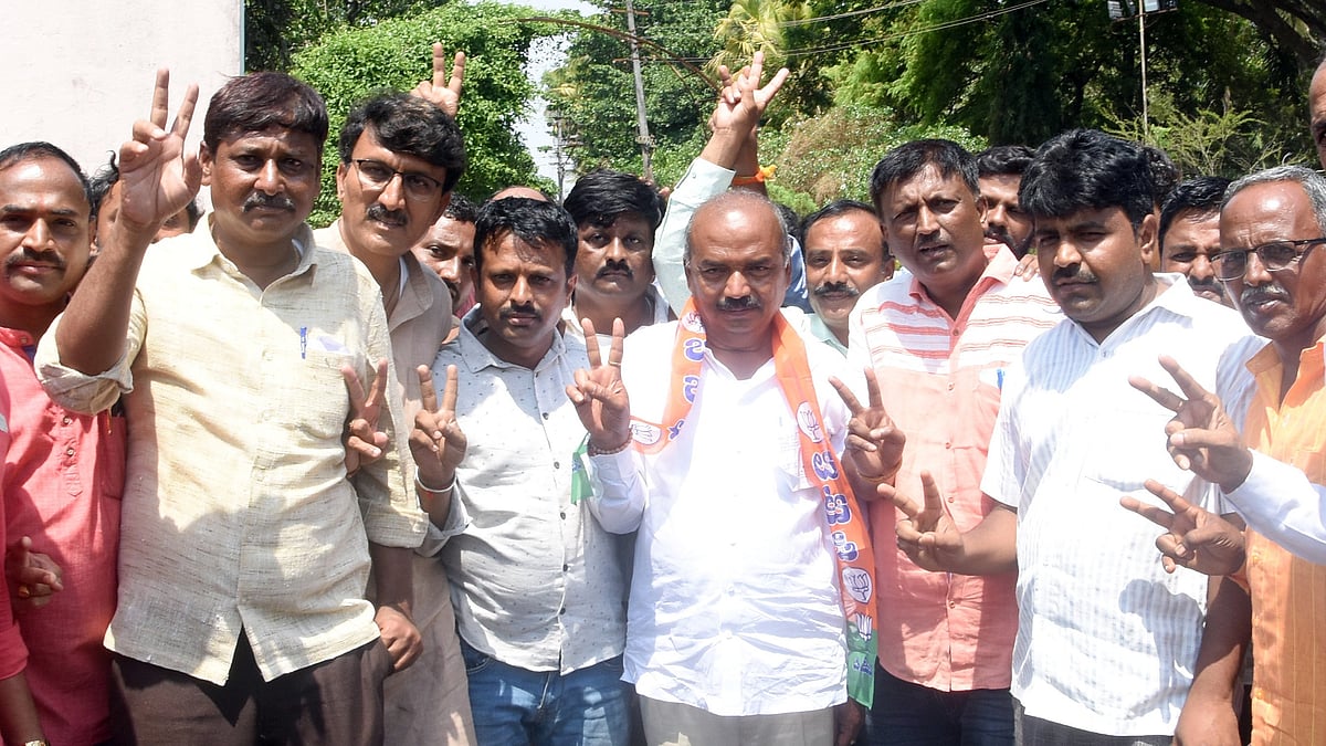 ಕಾಂಗ್ರೆಸ್‌ ನೆಲೆಯಲ್ಲಿ ಅರಳಿದ ಕಮಲ; ಗೆದ್ದು ಬೀಗಿದ ಪಾಟೀಲ