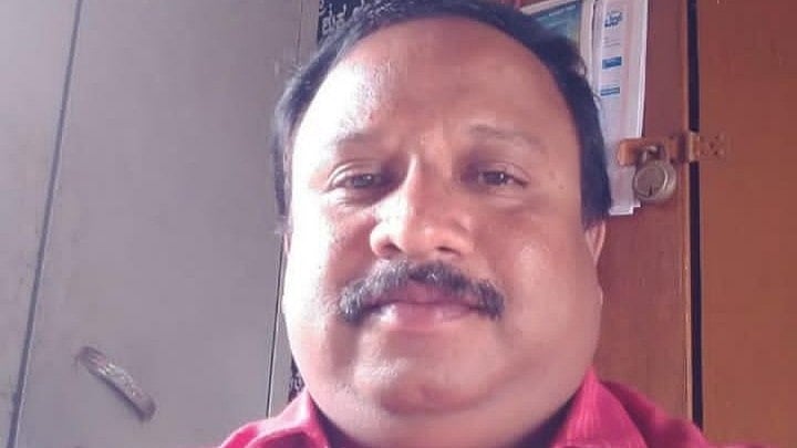 ಹೊಸದುರ್ಗ: ಸರ್ಕಾರ ಟೀಕಿಸಿ ಫೇಸ್‌ಬುಕ್‌ನಲ್ಲಿ ಬರಹ, ಶಿಕ್ಷಕ ಅಮಾನತು