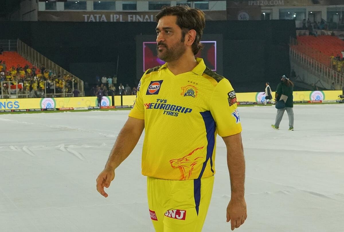 ತಜ್ಞ ವೈದ್ಯರ ಸಲಹೆ ಪಡೆಯಲಿರುವ ಧೋನಿ