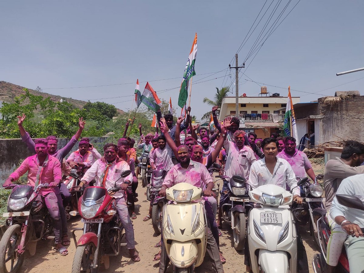 ಅಮೀನಗಡ: ಕಾಂಗ್ರೆಸ್ ಅಭ್ಯರ್ಥಿ ಹೆಚ್. ವೈ. ಮೇಟಿ ಗೆಲುವು, ಕಾರ್ಯಕರ್ತರಿಂದ ರ‍್ಯಾಲಿ