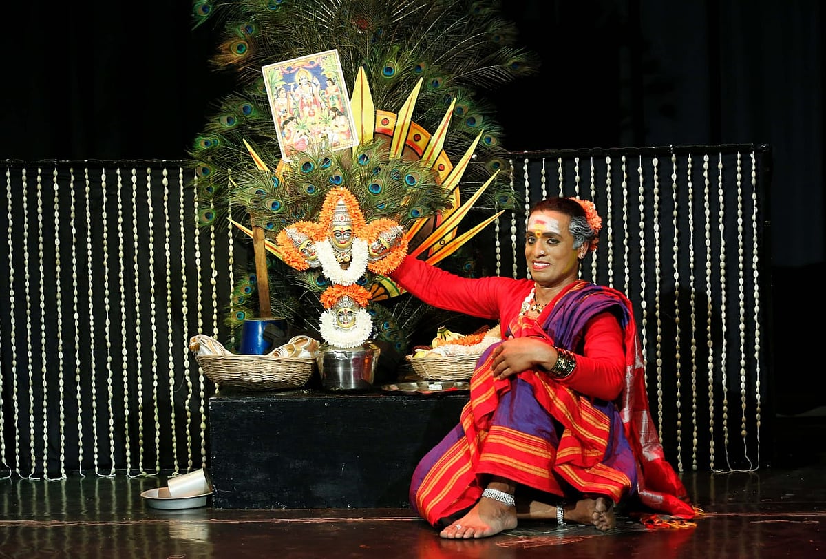 ಮಂಜಮ್ಮ ಜೋಗತಿ ಬದುಕಿಗೆ ರಂಗಕನ್ನಡಿ