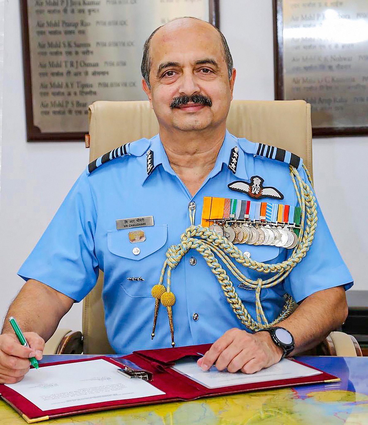 ಶ್ರೀಲಂಕಾ ಸೇನಾ ನಾಯಕರನ್ನು ಭೇಟಿಯಾದ ಏರ್‌ ಚೀಫ್‌ ಮಾರ್ಷಲ್‌ ವಿ.ಆರ್‌.ಚೌಧರಿ