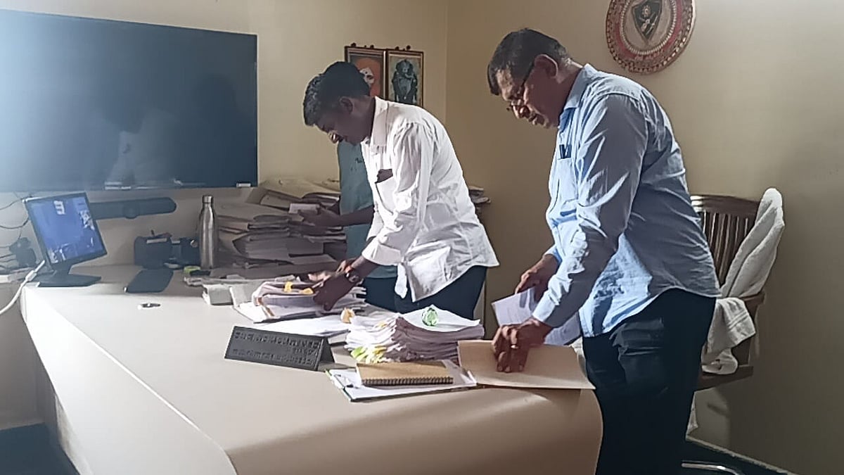 ಕೊಪ್ಪಳ: KRIDL ಅಧಿಕಾರಿ ‌ಮನೆ, ಕಚೇರಿ ಮೇಲೆ ಲೋಕಾಯುಕ್ತ ದಾಳಿ