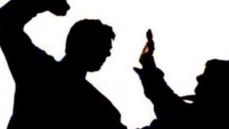 ಬೆಂಗಳೂರು| ಬೇಕರಿಗೆ ನುಗ್ಗಿ ಗಲಾಟೆ: ಮಾಲೀಕರಿಗೆ ಬೆದರಿಕೆ