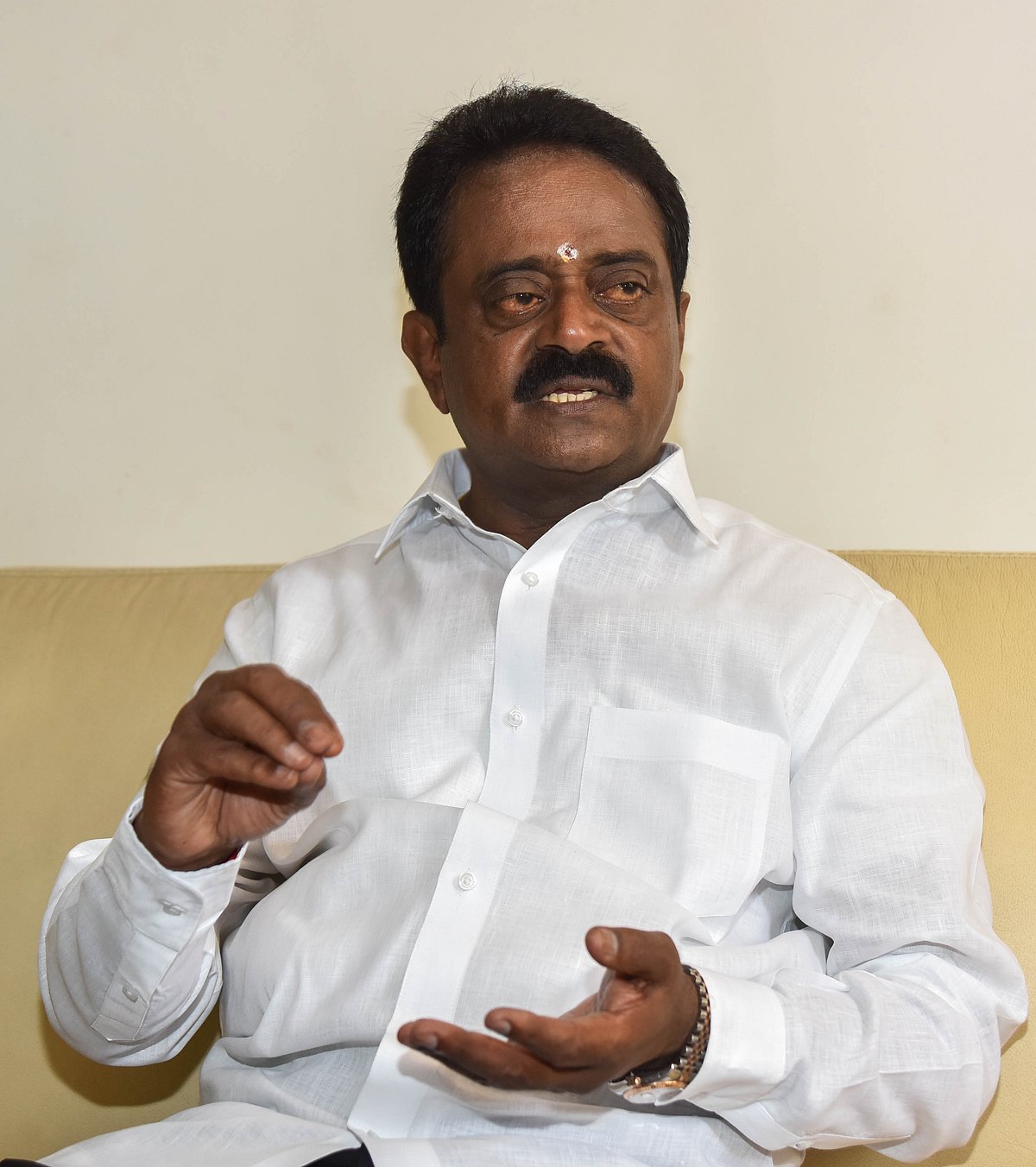 ಎನ್. ಲೋಕೇಶ್ ಉಚ್ಚಾಟನೆಗೆ ಶಾಸಕ ಎಸ್. ಮುನಿರಾಜು ಆಗ್ರಹ