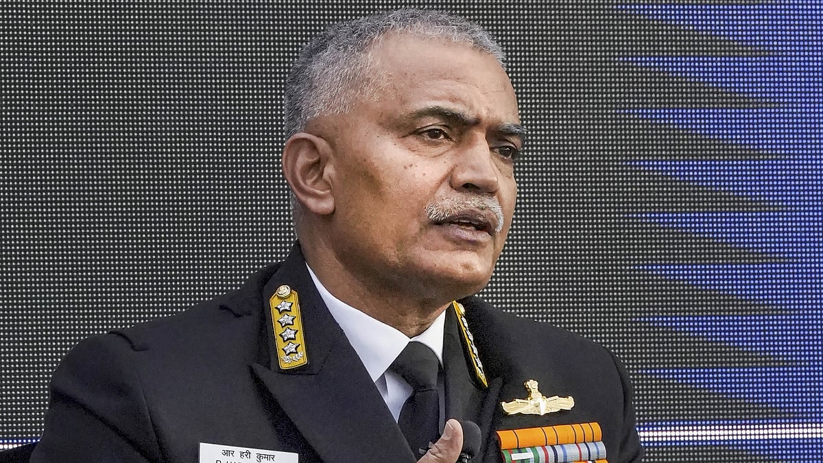 ನೌಕಾಪಡೆ ಮುಖ್ಯಸ್ಥರಿಂದ ಒಮನ್‌ ಪ್ರವಾಸ