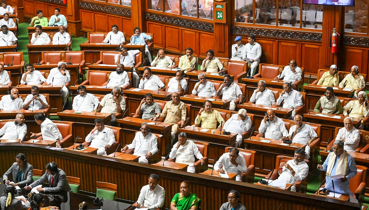 ನೂತನ ಶಾಸಕರಿಗೆ ಇಂದಿನಿಂದ ತರಬೇತಿ: ವೀರೇಂದ್ರ ಹೆಗ್ಗಡೆ, ಮಹಮ್ಮದ್‌ ಕುಂಞಿ ಉಪನ್ಯಾಸ