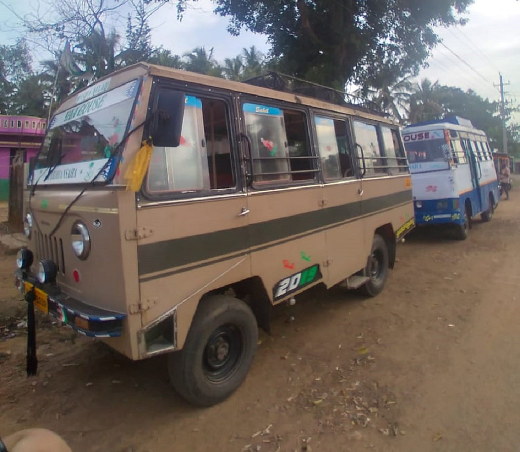 ಟೆಂಪೊಗಳತ್ತ ಸುಳಿಯದ ಮಹಿಳೆಯರು: ʼಶಕ್ತಿʼಯಿಂದ ಅತಂತ್ರರಾದ ಟೆಂಪೊ, ಕ್ರೂಸರ್ ಚಾಲಕರು ‌