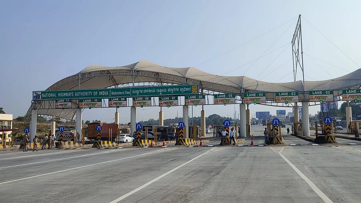 ಬೆಂಗಳೂರು- ಮೈಸೂರು ಎಕ್ಸ್‌ಪ್ರೆಸ್‌ವೇ: ನರೇಂದ್ರಸ್ವಾಮಿ ಜತೆ ಟೋಲ್ ಸಿಬ್ಬಂದಿ ವಾಗ್ವಾದ