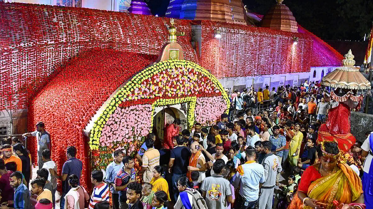 Kamakhya temple | ಈ ಶಕ್ತಿಪೀಠದಲ್ಲಿ ದೇವಿಯ ಯೋನಿಗೆ ಪೂಜೆ! ಉಳಿದೆಡೆ...?