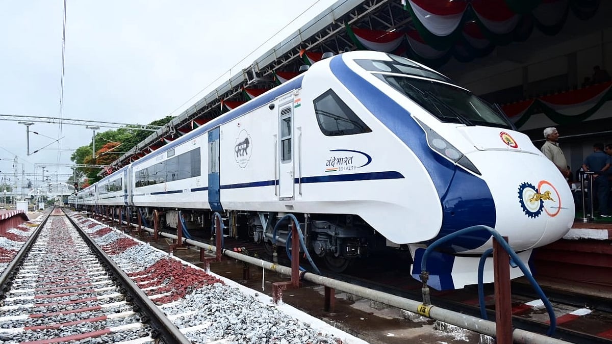 ಬೆಂಗಳೂರು-ಧಾರವಾಡ ವಂದೇ ಭಾರತ್ ರೈಲು ಬೆಳಗಾವಿವರೆಗೆ ವಿಸ್ತರಿಸಲು ಕ್ರಮ: ಸೋಮಣ್ಣ 