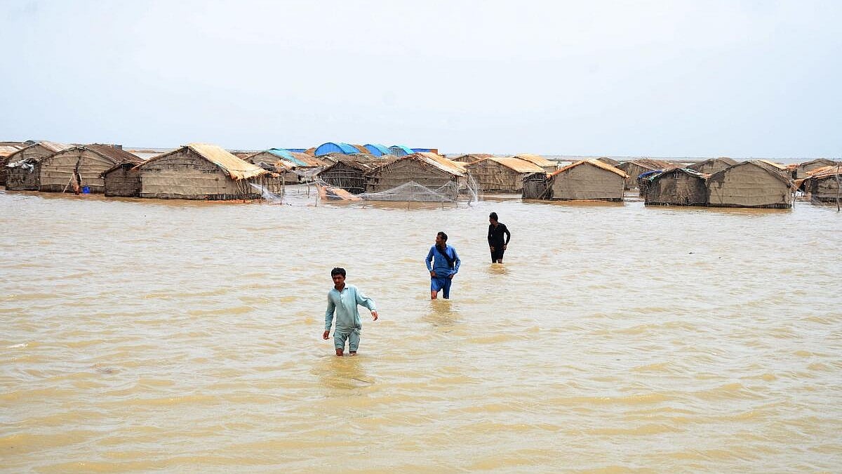 Cyclone Biparjoy| ಗುಜರಾತ್‌ ನಂತರ ಈಗ ರಾಜಸ್ಥಾನದ ಕಡೆಗೆ ಚಂಡಮಾರುತ ಬಿಪೊರ್‌ಜಾಯ್‌!