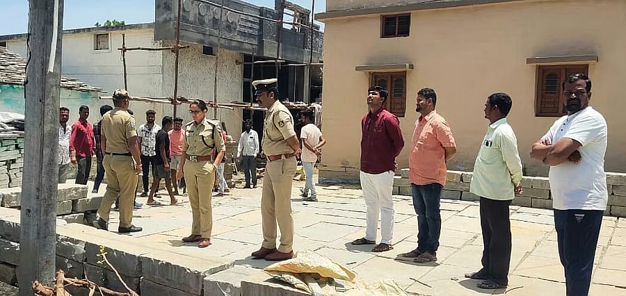 ಚಿತ್ತಾಪುರ | ಬಹಾರಪೇಠ ತಾಂಡಾದಲ್ಲಿ ವಿದ್ಯುತ್‌ ದುರಂತ: ₹10 ಲಕ್ಷ ಪರಿಹಾರಕ್ಕೆ ಆದೇಶ  