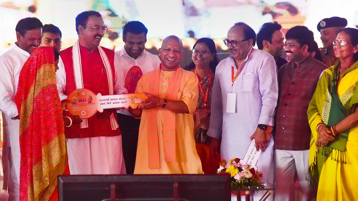 ಉತ್ತರಪ್ರದೇಶ | ಗ್ಯಾಂಗ್‌ಸ್ಟರ್ ಅತೀಕ್ ಜಮೀನಿನಲ್ಲಿ ಬಡವರಿಗೆ ಮನೆ