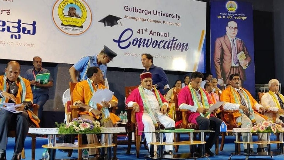 ಗುಲಬರ್ಗಾ ‌ವಿಶ್ವವಿದ್ಯಾಲಯದ ಘಟಿಕೋತ್ಸವ: ಮೂವರಿಗೆ ಗೌರವ ಡಾಕ್ಟರೇಟ್ ‌ಪ್ರದಾನ